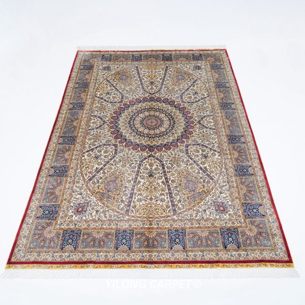 Persian Rug Traditional Dom Design Beige Hand Knotted Silk Rug 6x9ft