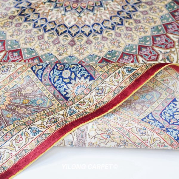 Persian Rug Traditional Dom Design Beige Hand Knotted Silk Rug 6x9ft