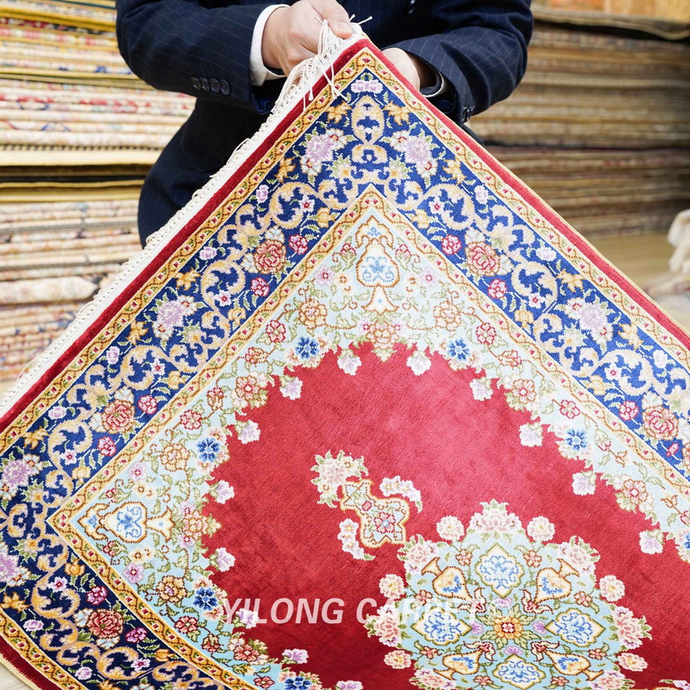 Iranian Silk Rug Size: 2 x 3 meter, 7 x 10 feet شجاد حرير ايراني مقاس: 2x3  متر