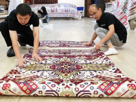 silk carpets and rugs luxury