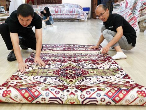 silk carpets and rugs luxury