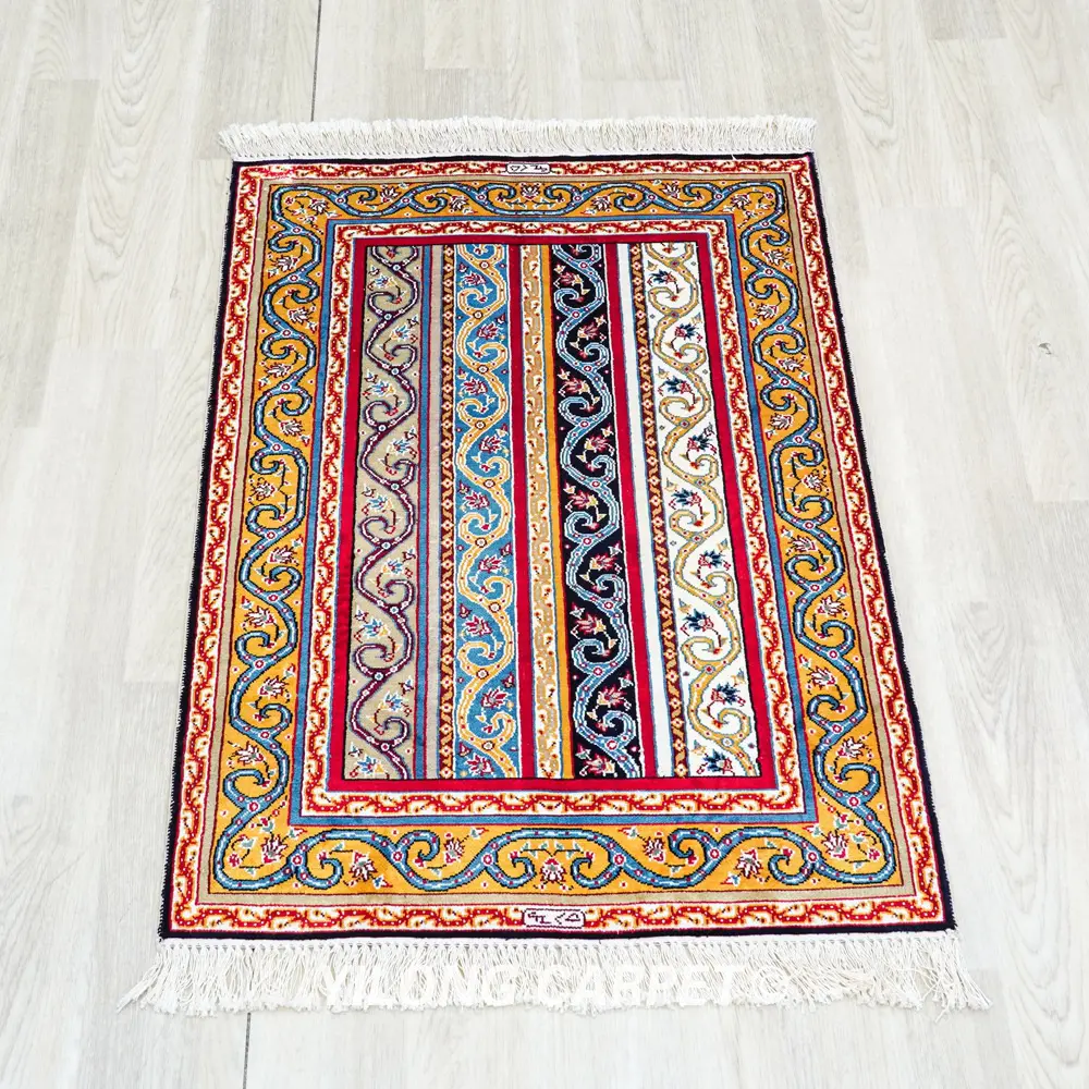 Turkish Rug Small Handmade Silk Rug 2x3ft - Image 3