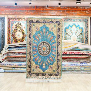 Luxury Persian Silk Rugs Silk Hand Knotted Rug 3x5ft