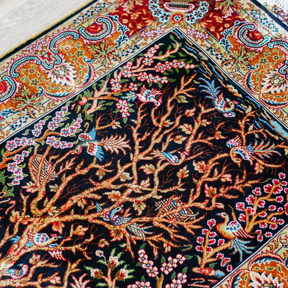 Tree of Life Design Persian Rug Tapestry Oriental Hand Knotted Silk Rug 2x3ft - Image 7