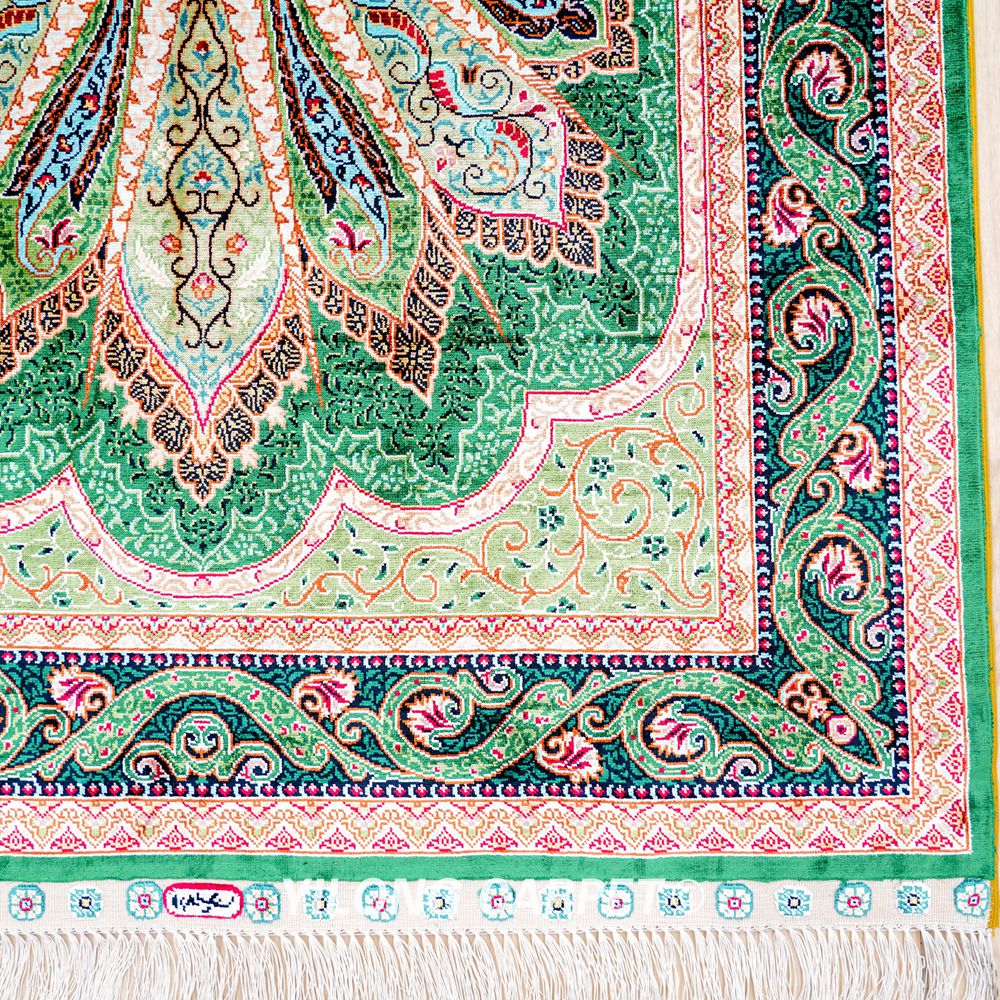 Green Peacock Design Turkish Handmade Silk Small Rug 3x4.5ft - Image 5