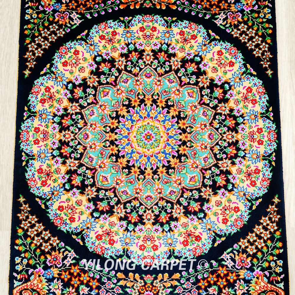 Persian Rug Medallion Design Oriental Hand Knotted Silk Rug 1.5x2ft - Image 4