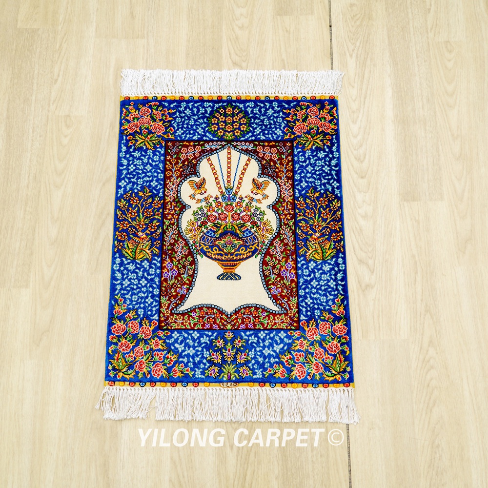 Persian Rug Oriental Small Hand Knotted Silk Rug 1.5x2ft - Image 3