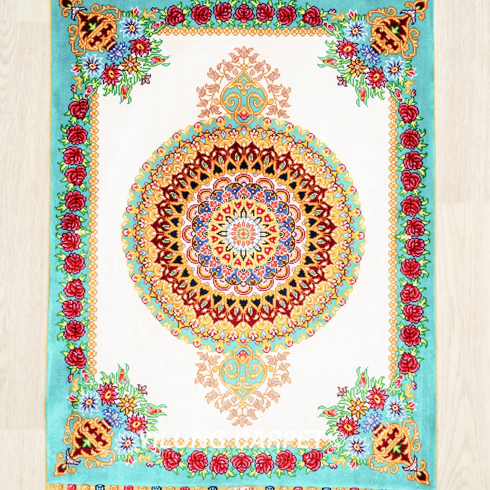 Persian Rug Medallion Design Oriental Hand Knotted Silk Rug 1.5x2ft - Image 4