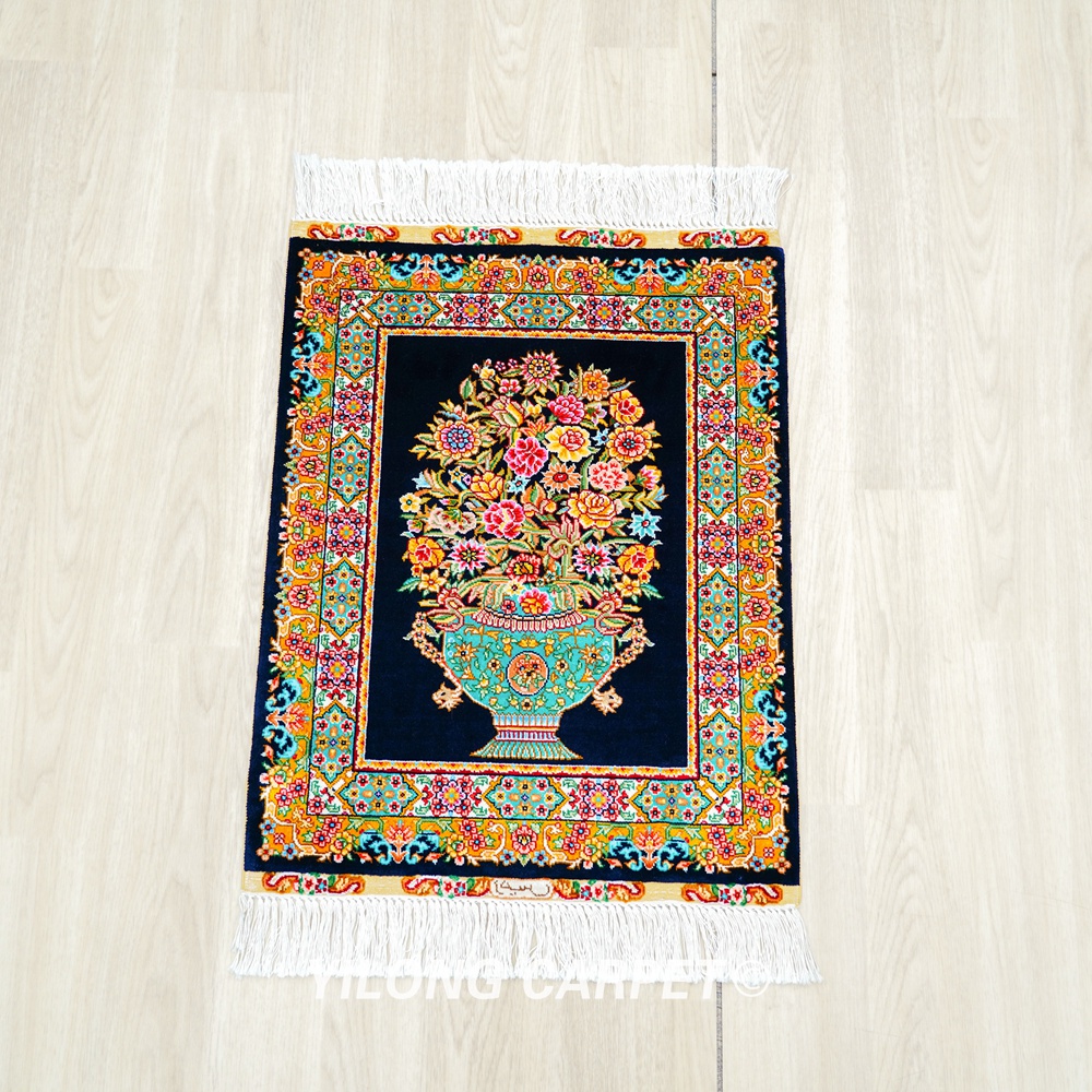 Persian Rug Floral Pattern Oriental Hand Knotted Silk Rug 1.5x2ft - Image 3