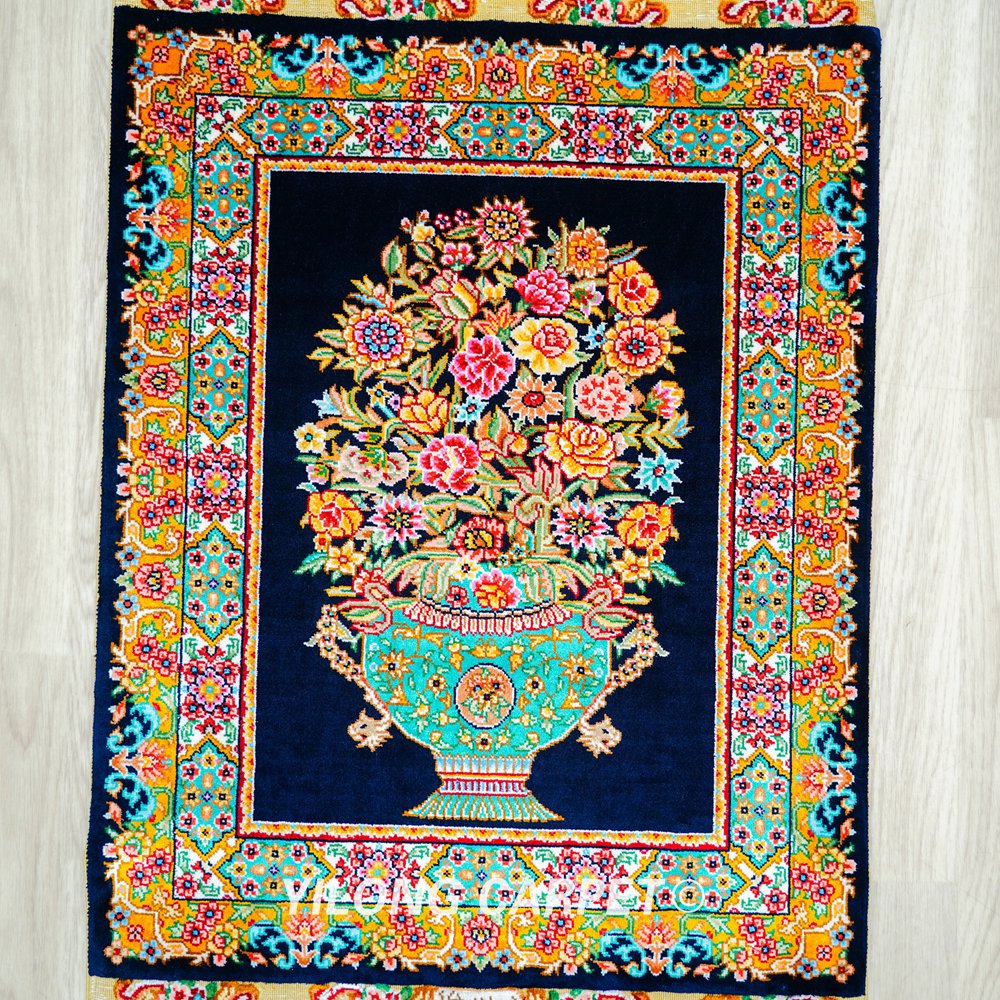 Persian Rug Floral Pattern Oriental Hand Knotted Silk Rug 1.5x2ft - Image 4