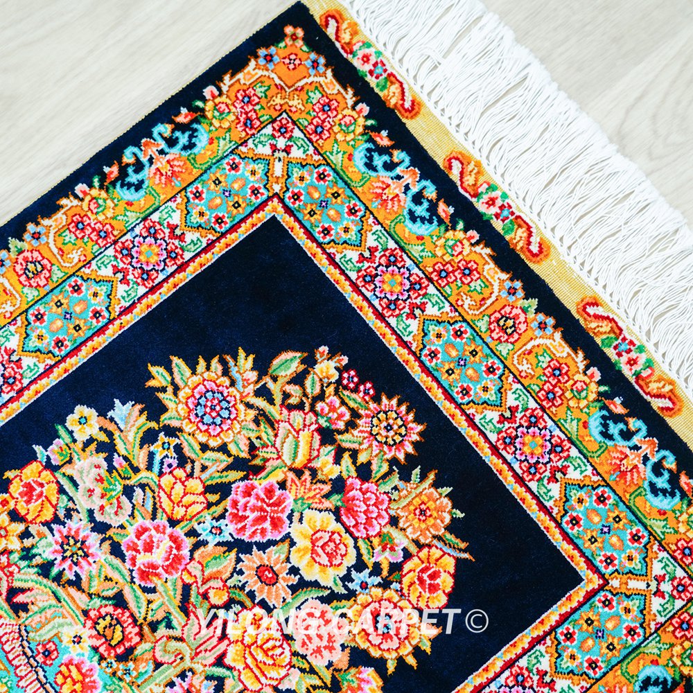 Persian Rug Floral Pattern Oriental Hand Knotted Silk Rug 1.5x2ft - Image 7