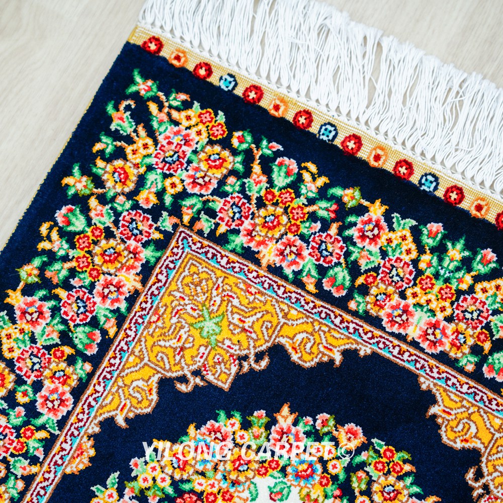 Persian Rug Floral Pattern Oriental Handmade Silk Rug 1.5x2ft - Image 7