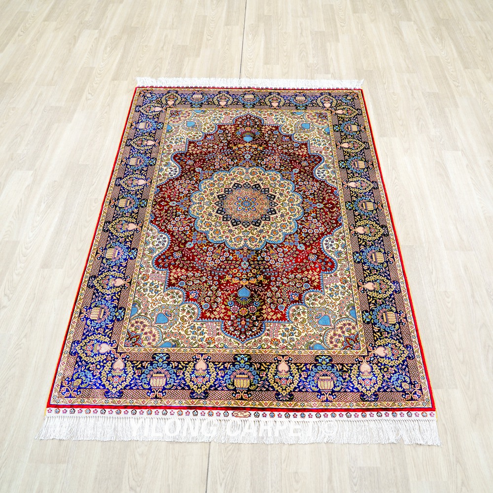 Persian Oriental Handmade Area Silk Rug 4x6ft - Image 3