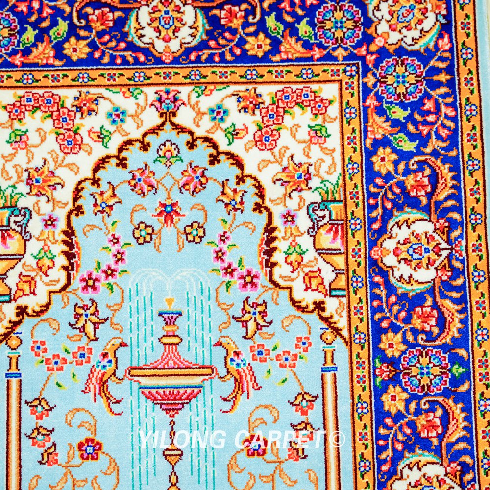 Persian Rug Oriental Prayer Rug Hand Knotted Silk Small Rug 1.4x2ft - Image 5