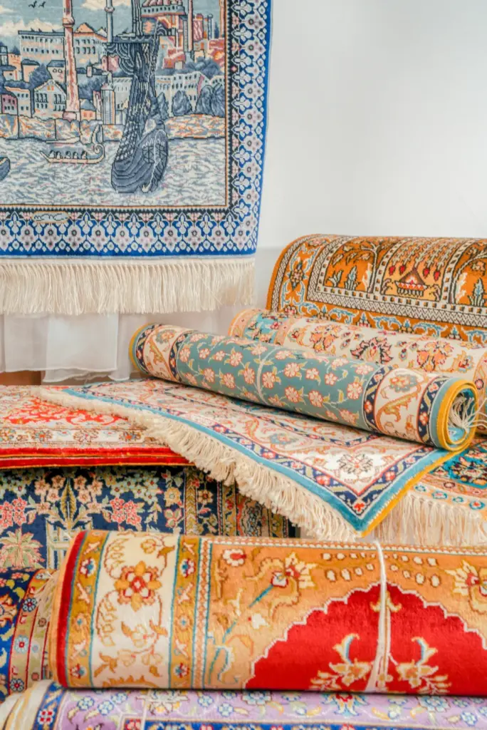 Fine floral patterns on hand-knotted silk rugs