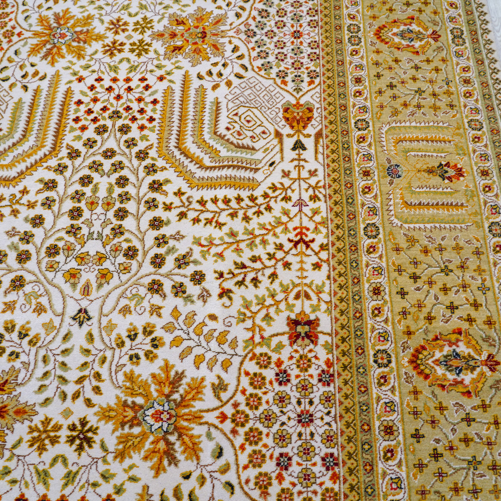 Red and Ivory Handmade Wool Area Rug for Living Room 8.99x12.2ft - Image 7