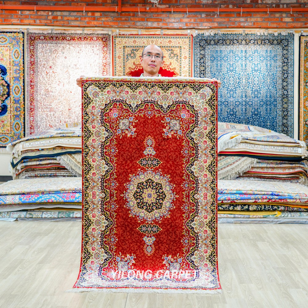 Red Traditional Persian Floral Hand-Knotted Pure Silk Qom Rug 3x5ft