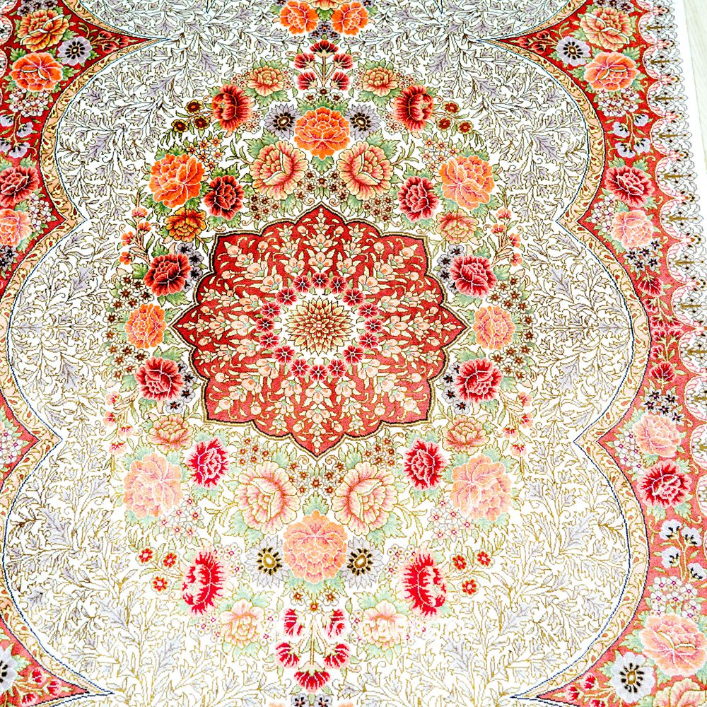 Persian Oriental Hand-Knotted Silk Rug for Home or Office 3x5ft - Image 6