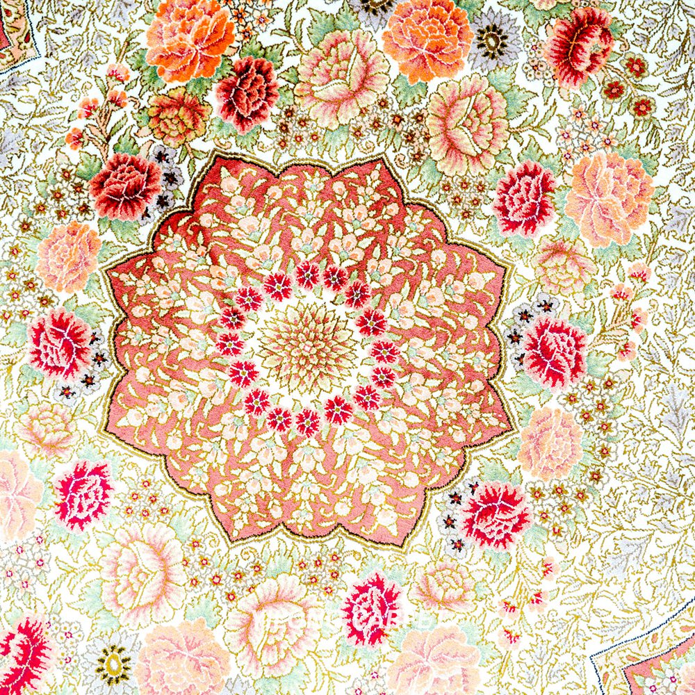 Persian Oriental Hand-Knotted Silk Rug for Home or Office 3x5ft - Image 8