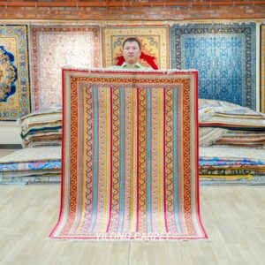 Oriental Persian Hand-Knotted Silk Rug as a Home Decor Piece 4x6ft