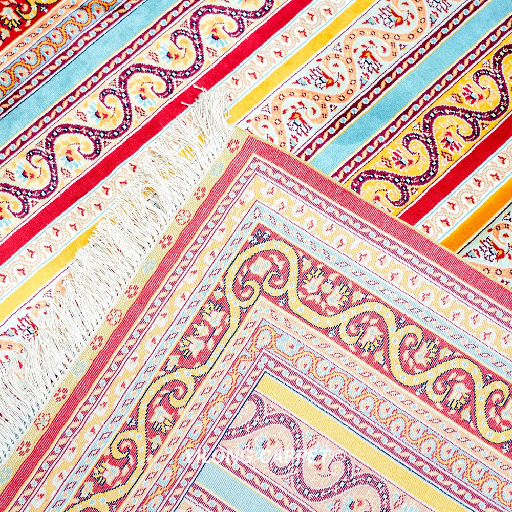 Oriental Persian Hand-Knotted Silk Rug as a Home Decor Piece 4x6ft - Image 9