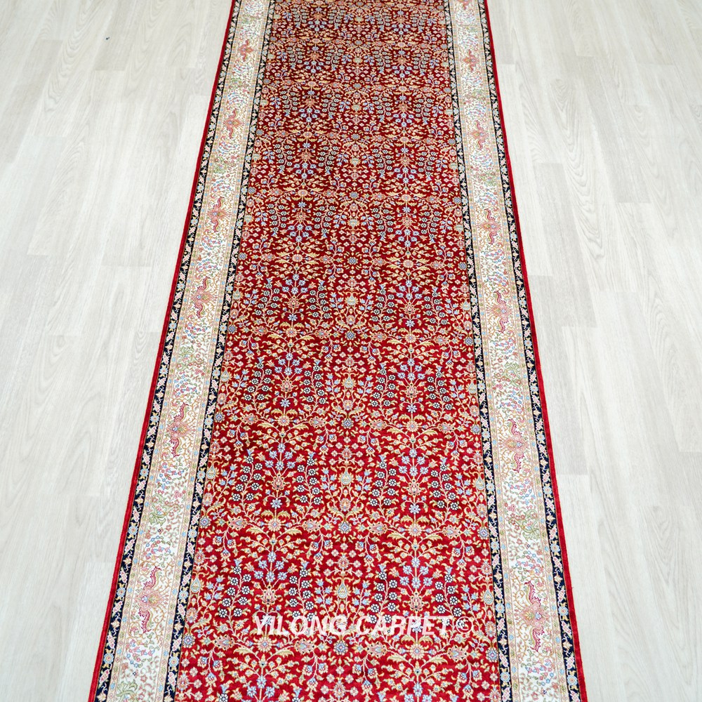 hereke silk rug border and motif detail