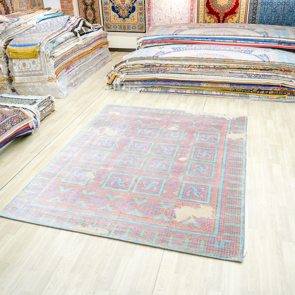 Red and Magenta Handmade Wool Area Rug for Living Room 7.94x10.01ft - Image 4