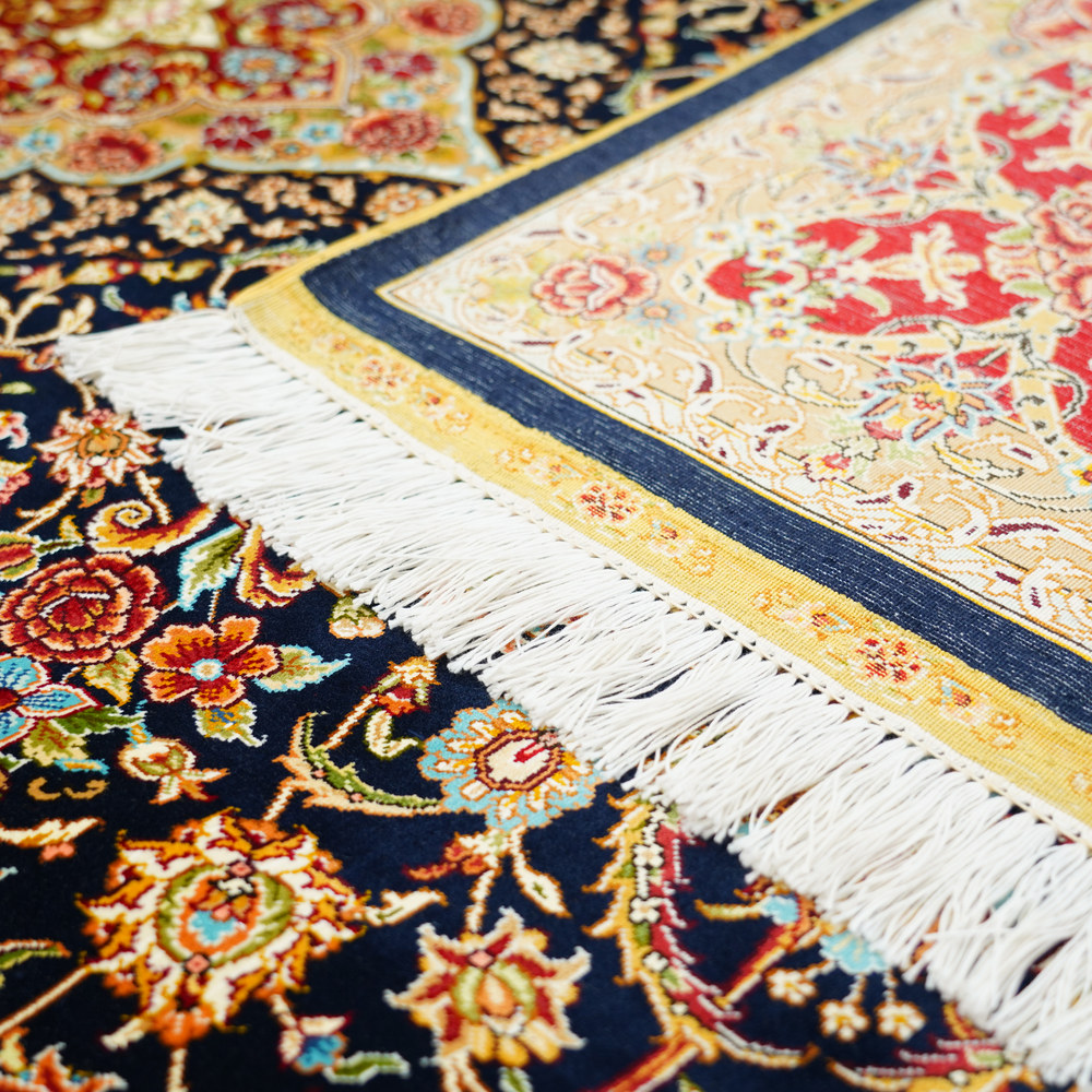 Black and Red Floral Medallion Hand-Knotted Silk Rug 6.56x9.84ft - Image 9