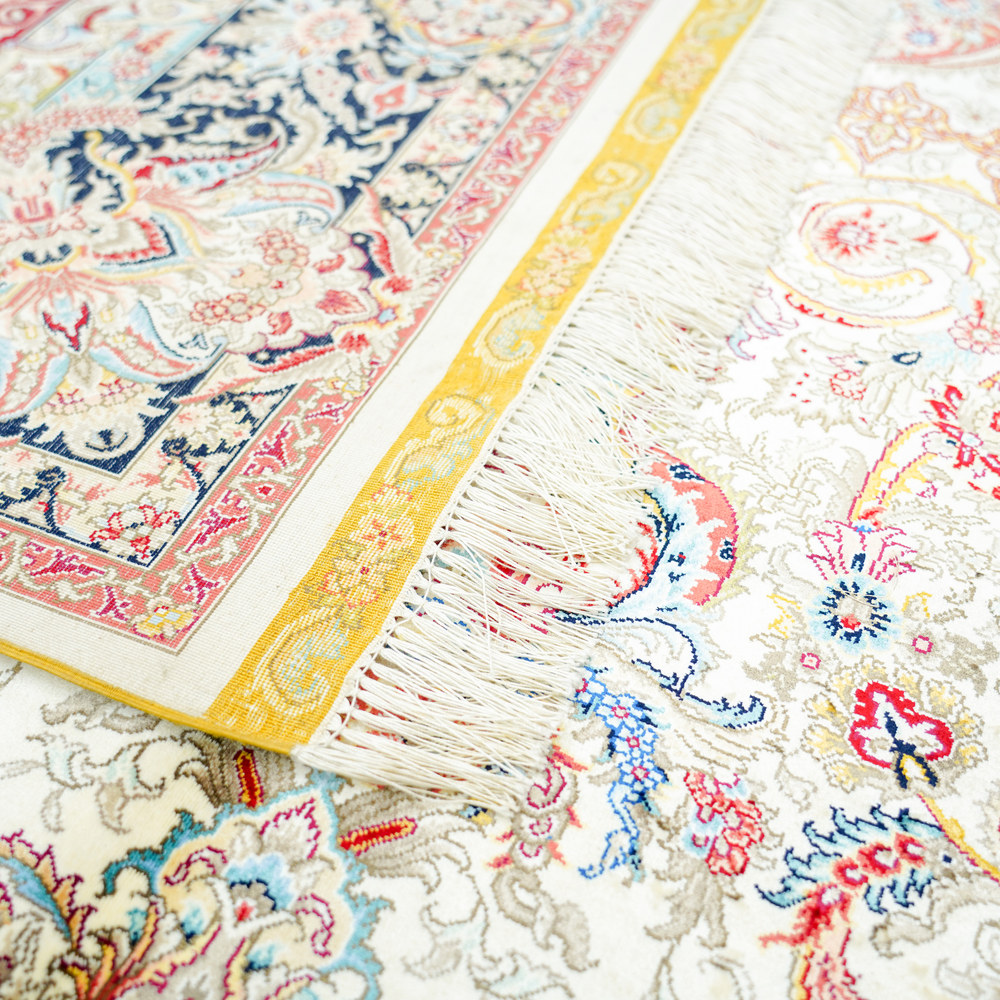 Ivory and Pink Floral Medallion Hand-Knotted Silk Rug 8.2x11.48ft - Image 9