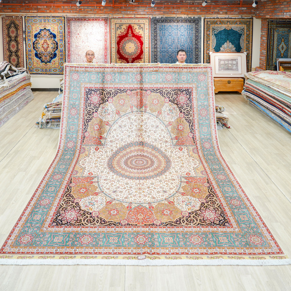 Ivory and Pink Floral Medallion Hand-Knotted Silk Rug 9x12ft