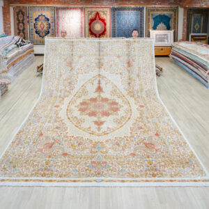 Ivory and Gold Floral Medallion Hand-Knotted Silk Rug 10x14ft
