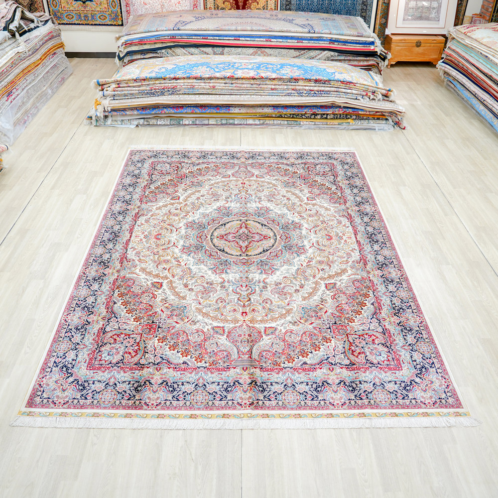Ivory and Pink Floral Medallion Hand-Knotted Silk Rug 8.2x11.48ft - Image 3