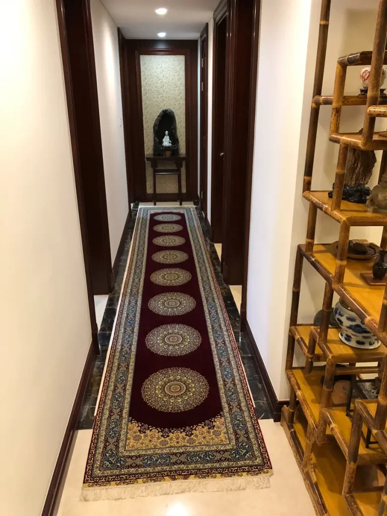 long-runner-rug-in-home-hallway